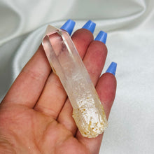 Load image into Gallery viewer, Blue Smoke Lemurian H
