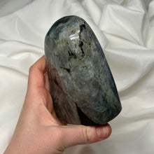Load image into Gallery viewer, Sunset Labradorite Freeform (1lb9.6oz)
