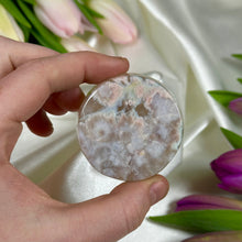 Load image into Gallery viewer, Flower Agate Trinket Dish B
