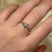 Load image into Gallery viewer, Sterling Silver Starfish Ring (Size 8.75)
