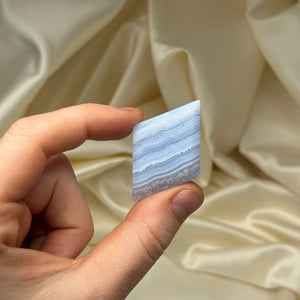 Blue Lace Agate Diamond Carving
