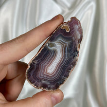 Load image into Gallery viewer, Moody Agate Specimen
