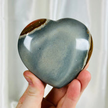 Load image into Gallery viewer, Polychrome Jasper Heart Carving C (14oz)
