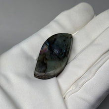 Load image into Gallery viewer, Labradorite Cabochon 71.2ct
