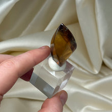 Load image into Gallery viewer, Cognac Citrine Carving A
