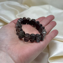 Load image into Gallery viewer, Lodolite Stretch Bracelet B size 6.5
