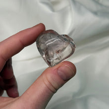 Load image into Gallery viewer, UV Reactive Phantom Amethyst Heart Carving B
