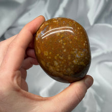 Load image into Gallery viewer, Sea Jasper Palmstone B
