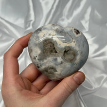 Load image into Gallery viewer, Moody Sea Jasper Heart with Large Druzy Pocket

