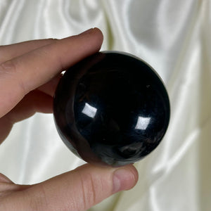 6.7oz Obsidian Sphere