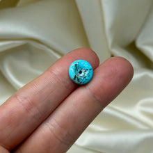 Load image into Gallery viewer, High Quality American Turquoise Donut Carving A
