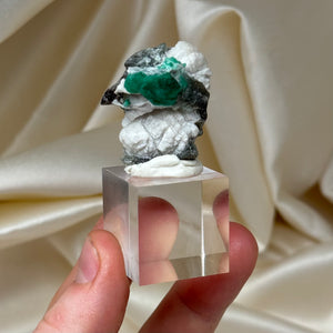 Columbian Emerald on Matrix B