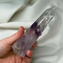 Load image into Gallery viewer, Gemmy Phantom Amethyst Tower with Rainbows (178g)
