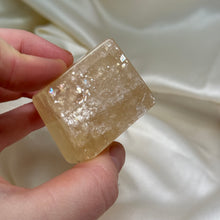 Load image into Gallery viewer, Honey Calcite Freeform E
