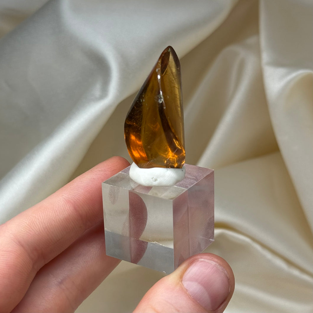 Cognac Citrine Carving A