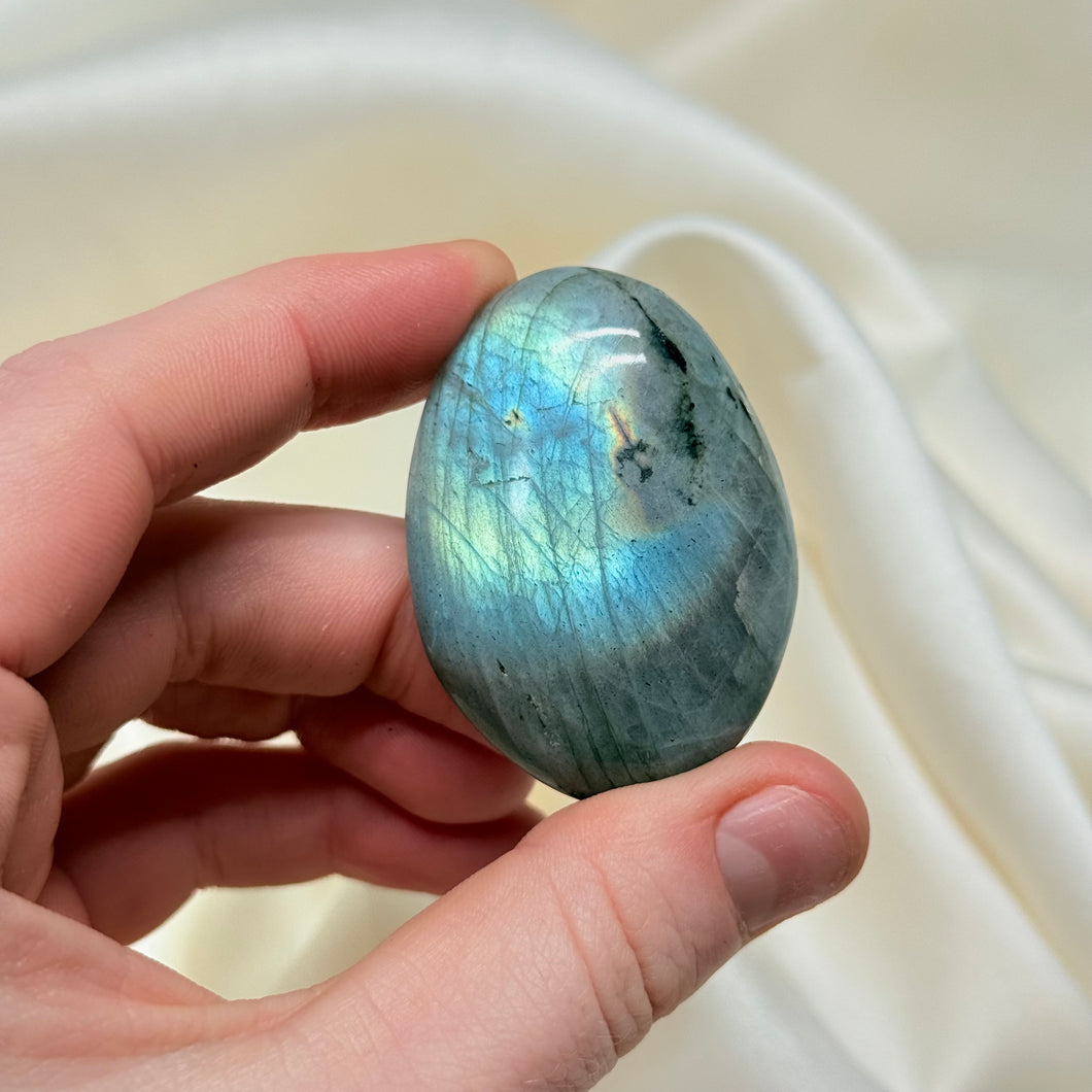 Labradorite Palmstone I