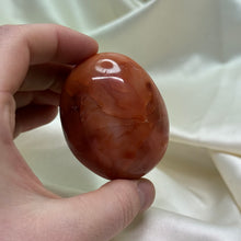 Load image into Gallery viewer, Carnelian Palmstone B

