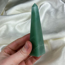 Load image into Gallery viewer, Green Aventurine Tower E
