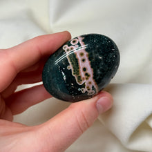 Load image into Gallery viewer, Kabamby Ocean Jasper Palmstone B
