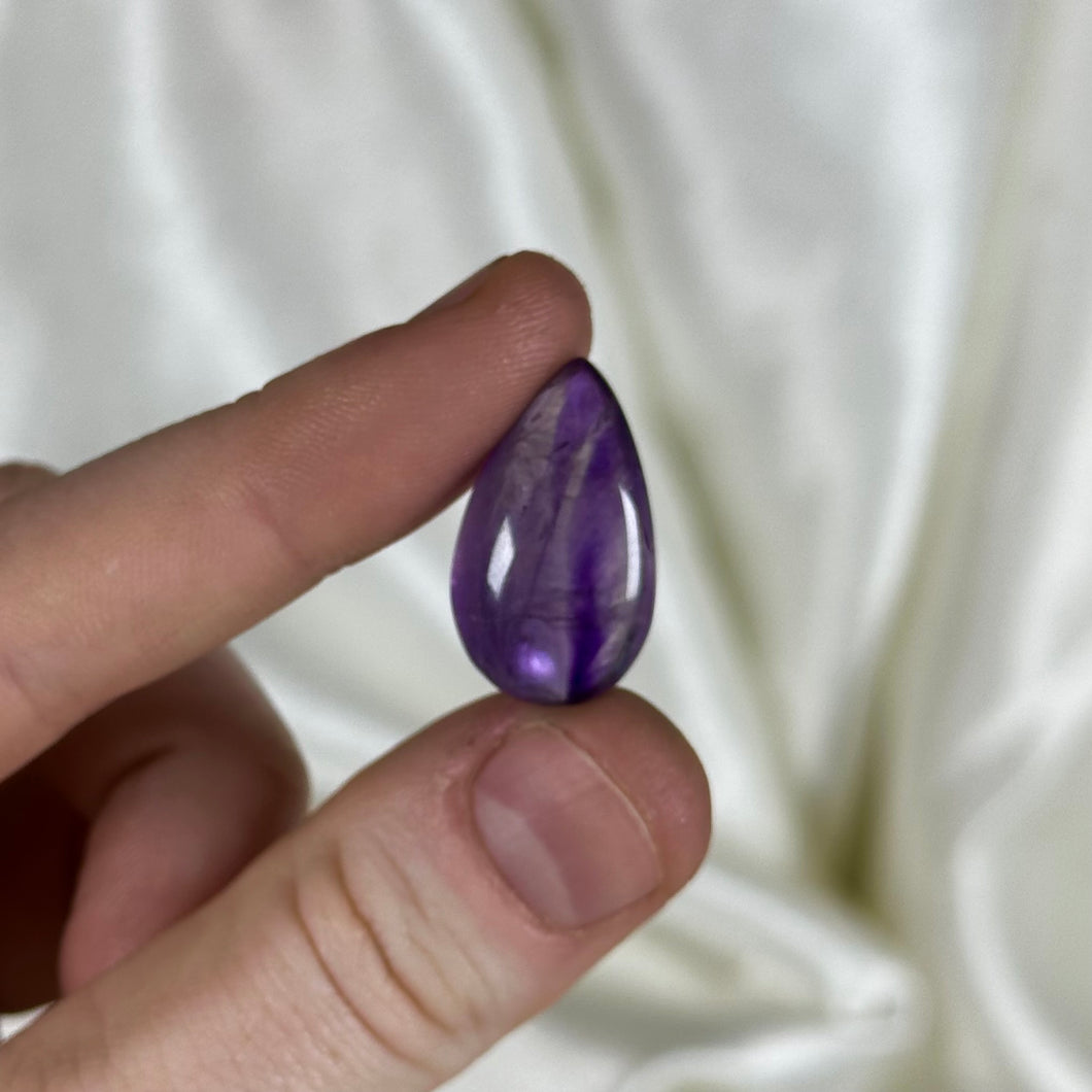 Amethyst Cabochon E