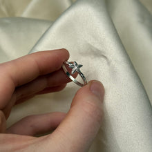 Load image into Gallery viewer, Sterling Silver Starfish Ring (Size 8.75)
