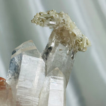 Load image into Gallery viewer, Himalayan Quartz Cluster with a Cluster “Hat” of Chlorite-Included Points
