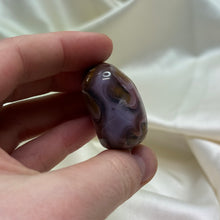 Load image into Gallery viewer, Pink and Purple Laguna Agate Tumble
