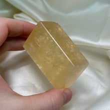 Load image into Gallery viewer, Honey Calcite Freeform F

