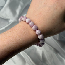 Load image into Gallery viewer, Kunzite Stretch Bracelet 6.5” wrist
