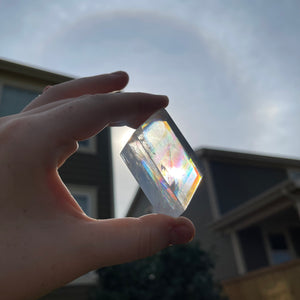 Rainbow-filled Optical Calcite Freeform 3