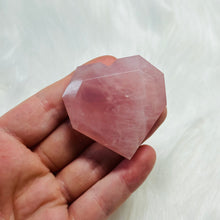 Load image into Gallery viewer, Rose Quartz Faceted Heart 2
