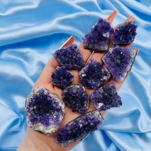 Load image into Gallery viewer, ONE Amethyst Mini Cluster
