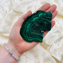 Load image into Gallery viewer, XL Top Quality Polished Malachite Slab 3
