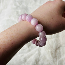 Load image into Gallery viewer, XL Bead Kunzite with Natural Cats-Eye Effect Crystal Stretch Bracelet
