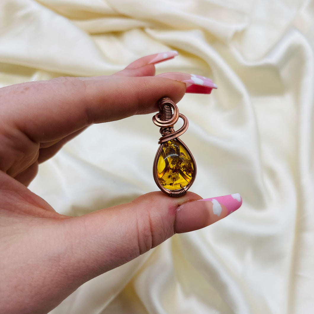 Natural Amber Wire Wrapped Pendant 3