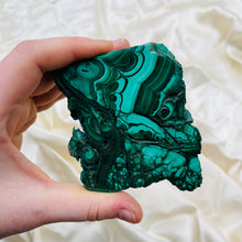 Load image into Gallery viewer, XL Top Quality Polished Malachite Slab 2
