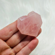 Load image into Gallery viewer, Rose Quartz Faceted Heart 3
