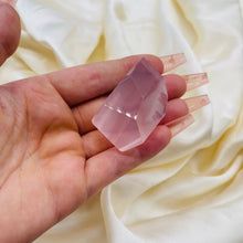 Load image into Gallery viewer, Ultra Gemmy Mozambique Rose Quartz Freeform 22
