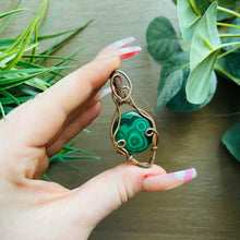 Load image into Gallery viewer, Malachite x Copper Wire: The Natural Elegance Collection
