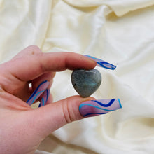 Load image into Gallery viewer, Labradorite Heart Carvings (1)
