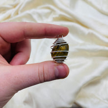 Load image into Gallery viewer, Simple Tigers Eye Cage Pendant
