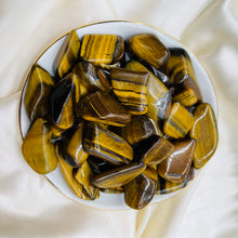 Load image into Gallery viewer, Tigers Eye Tumbles
