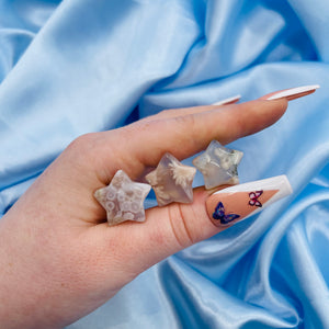 ONE Flower Agate Star Carving