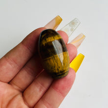 Load image into Gallery viewer, Tigers Eye Shiva Shape Carving 4
