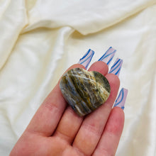 Load image into Gallery viewer, Ocean Jasper Heart Carving 14

