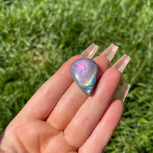 Load image into Gallery viewer, Top Quality Labradorite Cabochon 9
