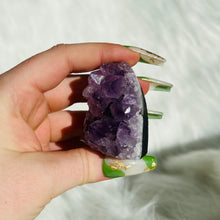 Load image into Gallery viewer, Mini Amethyst Cathedral 4
