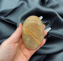 Load image into Gallery viewer, Top Quality XL Peach Moonstone Palmstone 3
