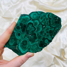 Load image into Gallery viewer, XL Top Quality Polished Malachite Slab 6
