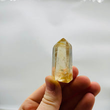 Load image into Gallery viewer, Natural Honey Champagne Citrine Tower with a Mini Rainbow
